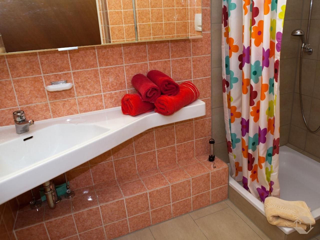 Ferienwohnung Konigsegg Ines Koch Đảo Đảo Reichenau Ngoại thất bức ảnh